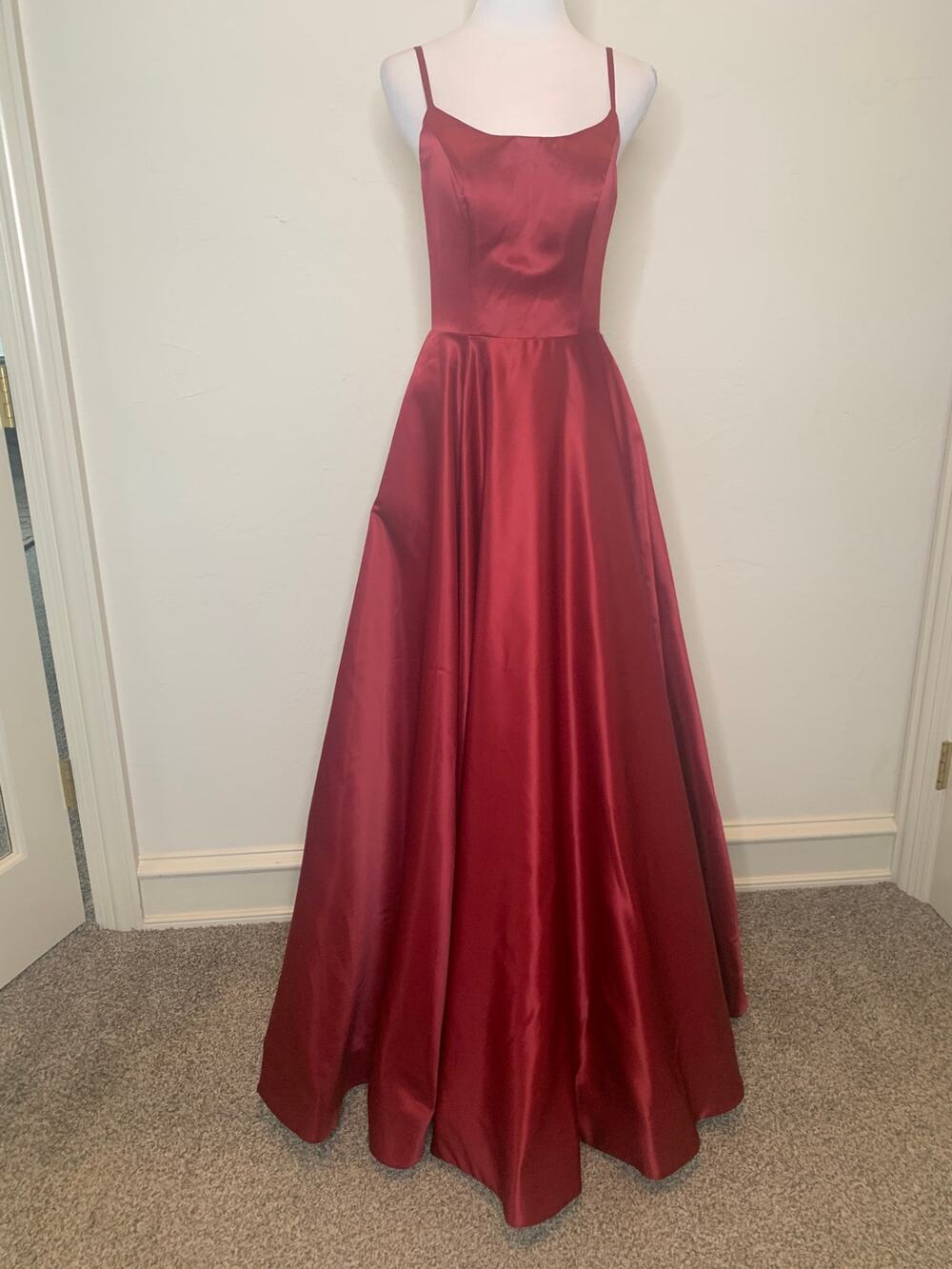 NWT Stacees Deep Red Burgundy  Dress Formal Sz 4 Wedding Prom Homecoming